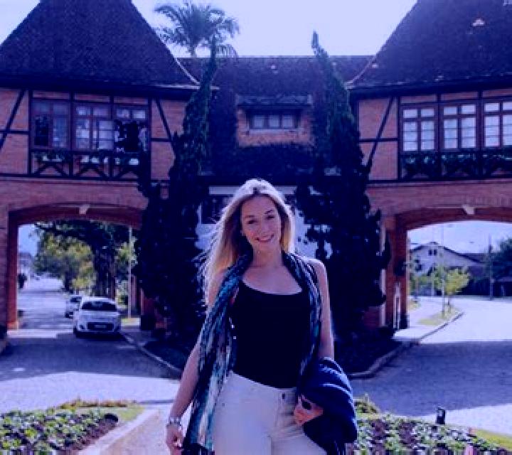 8 perfiles de escorts en Kawasan Perindustrian Cheng, Malasia. Explora chicas, servicios, tarifas y reserva online. En domicilio y visita disponibles.