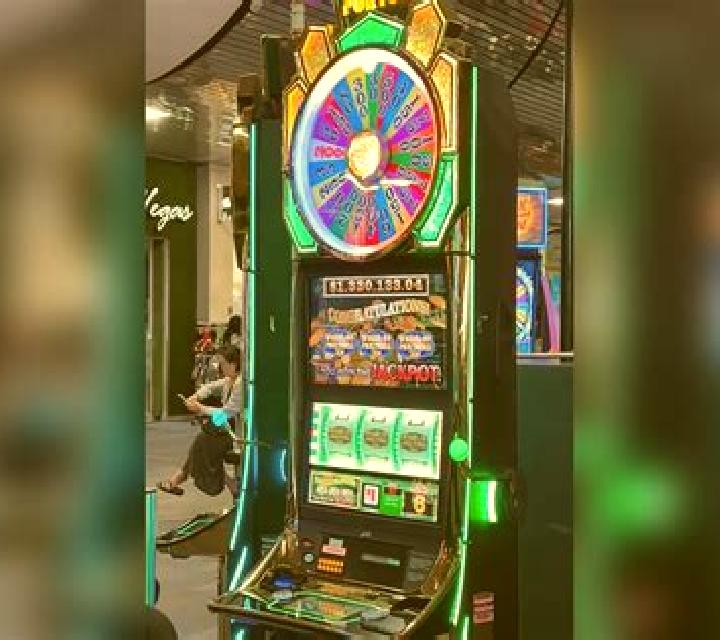 Adriana, 23, acompañante negra de ojos marrones y etnia latina basada en Mademang. Ofrece Masaje de próstata, Dominación, Cita de cena, Experiencia de novia....
