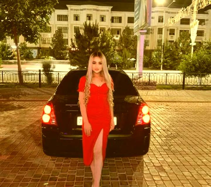 Adriana, 32 — Escort en Moerai, Polinesia Francesa