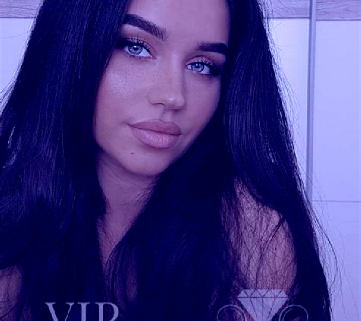 Aitana, 22 — Escort en Chom Thong, Tailandia