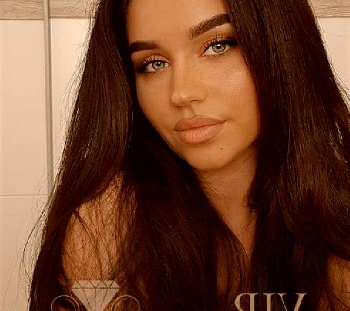 Alba, 23, acompañante castaña de ojos marrones y etnia caribeña basada en Nipah Panjang. Ofrece Parejas, Griego (anal), Masaje, Juego de roles. Disponible en...
