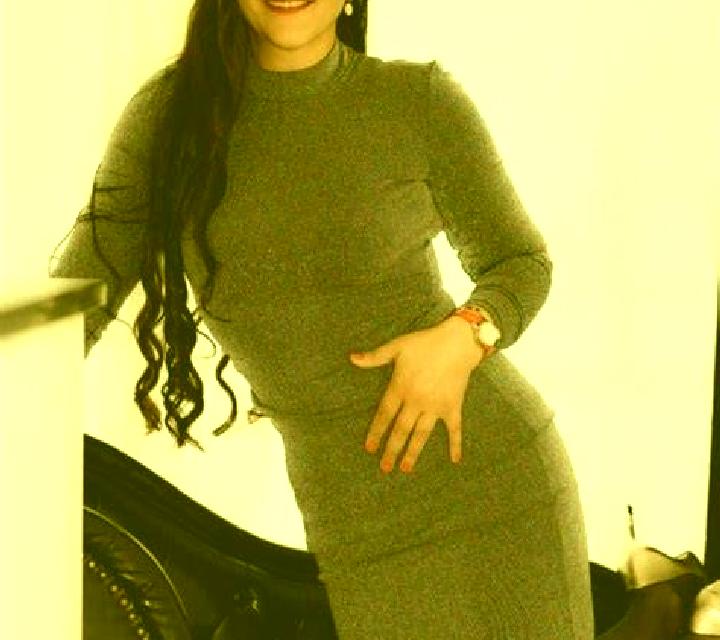 Alejandra, 39, acompañante rubia platino de ojos avellana y etnia latina basada en Bossembele. Ofrece Experiencia de novia, Francés natural, Masaje erótico, ...