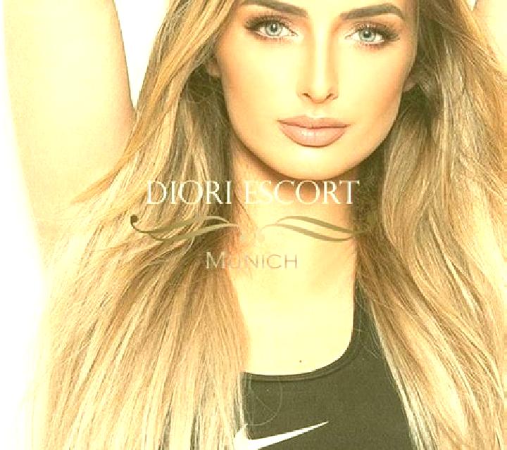 Camila, 29 — Escort en Umm al Aranib, Libia