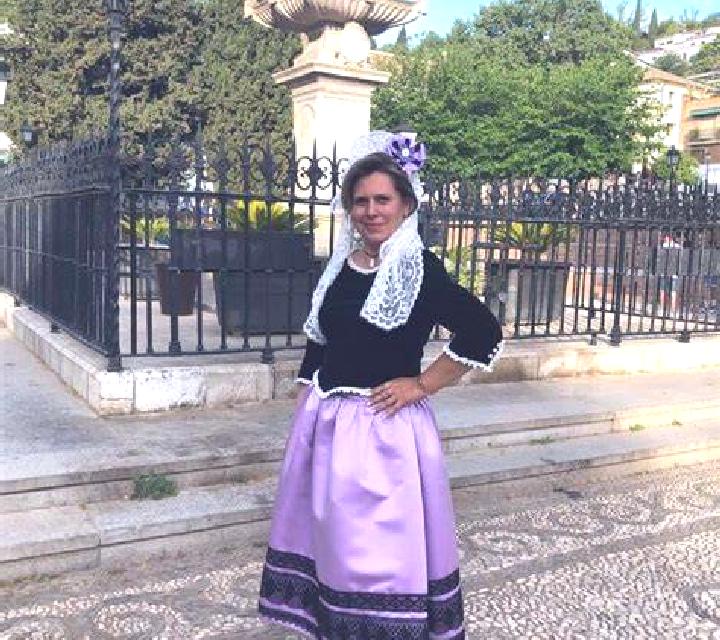 Camila, 37, acompañante pelirroja de ojos grises y etnia oriente medio basada en Budipuram. Ofrece Masaje erótico, Dominación, Chica de fiesta, Masaje de pró...