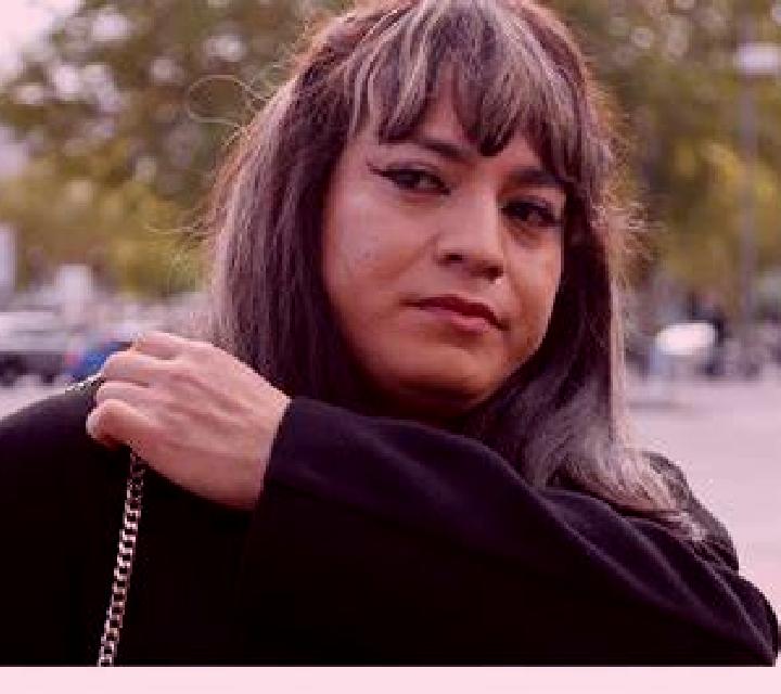 Carla, 21 — Escort en Aderbissinat, Níger