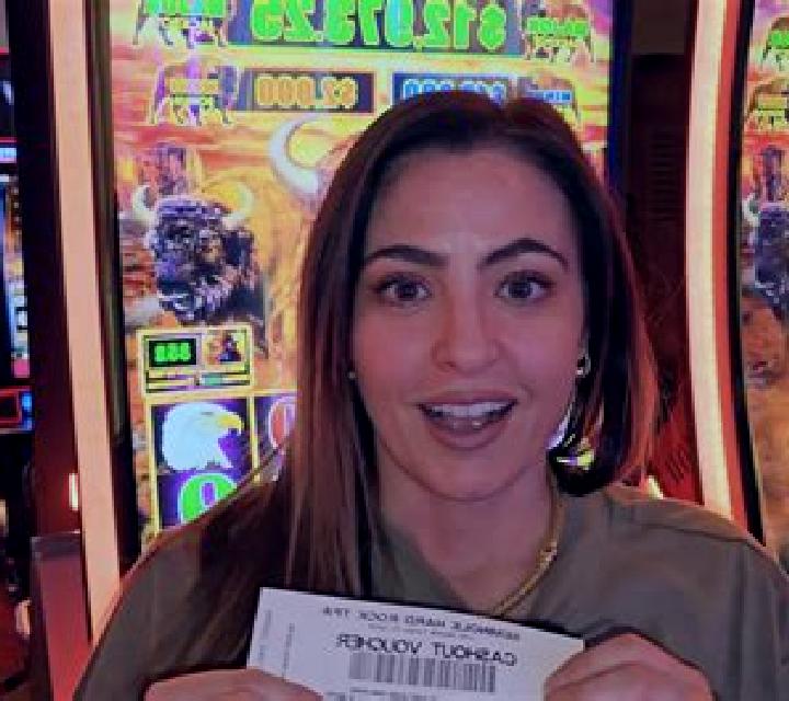 Carmen, 21, acompañante negra de ojos avellana y etnia asiática basada en Micolene. Ofrece Cita de cena, Hasta el final (CIM), Masaje erótico, Griego (anal)....
