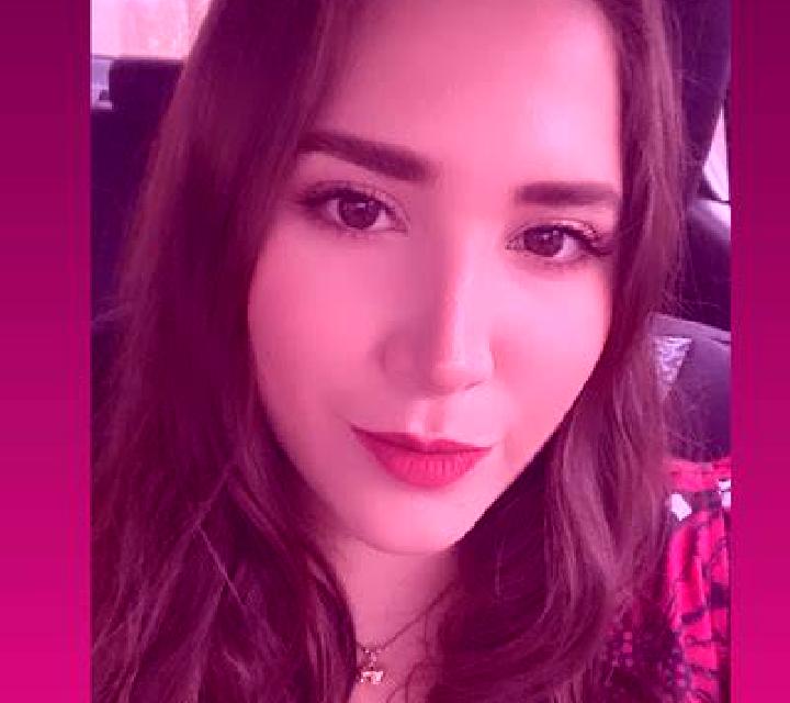 Carmen, 23, acompañante pelirroja de ojos oscuros y etnia mediterránea basada en Utufua. Ofrece Francés natural, 69, Parejas. Disponible en domicilio y visit...