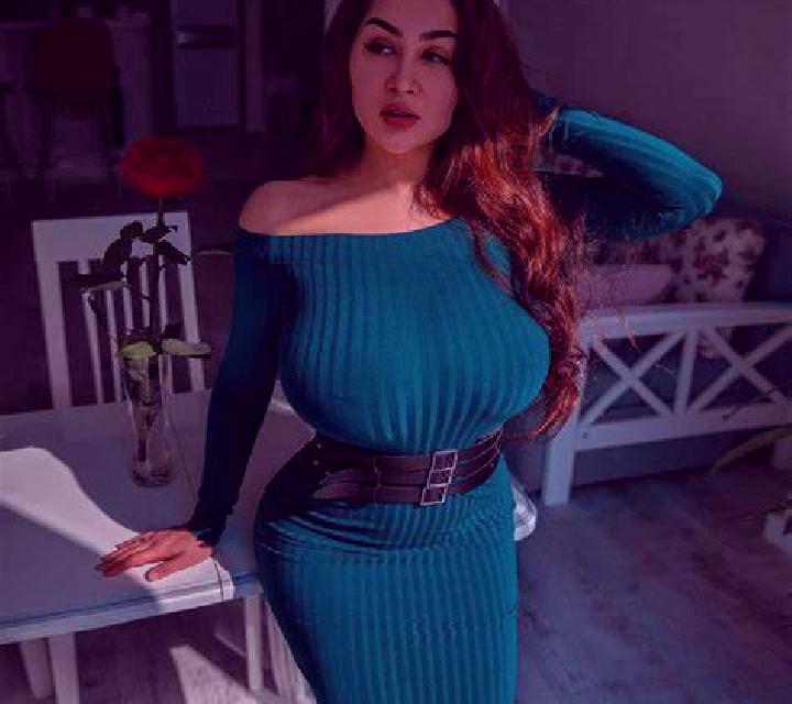 Cristina, 20, acompañante rubia de ojos verdes y etnia latina basada en Panarukan. Ofrece Noche completa, GFE (Experiencia de novia), Striptease, Masaje erót...