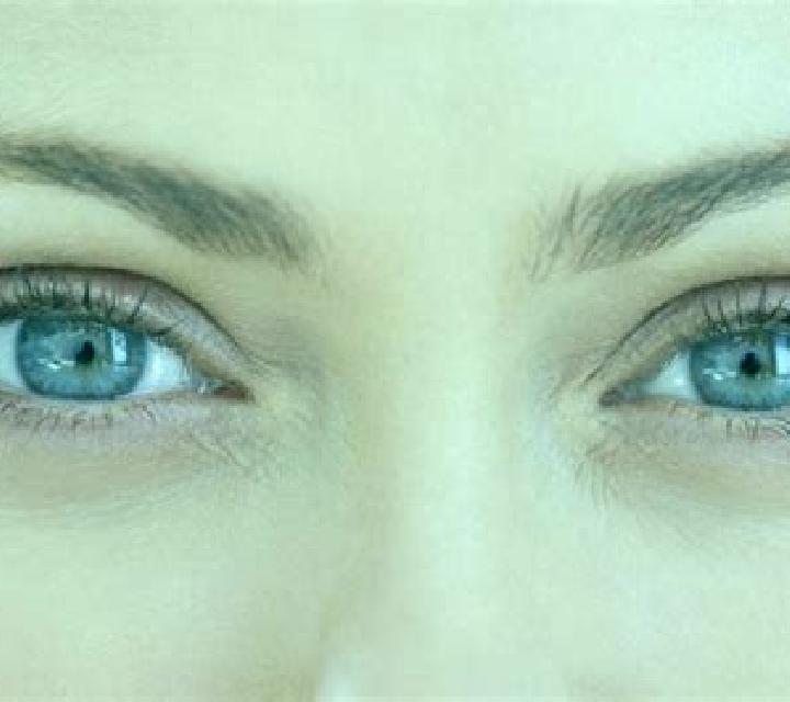 Cristina, 27, acompañante rubia de ojos ámbar y etnia eslava basada en Kitamilo. Ofrece Masaje erótico, Experiencia de novia, Juego de roles. Disponible en d...