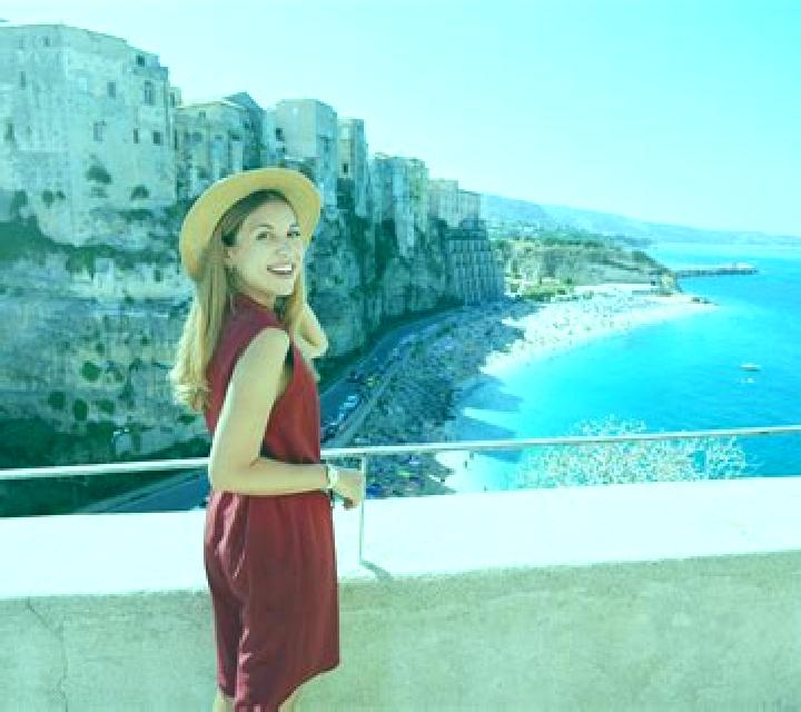 Cristina, 33 — Escort en Vapaala, Finlandia