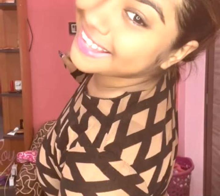 Daniela, 22, acompañante pelirroja de ojos verdes y etnia latina basada en Pitmoaga. Ofrece 69, Griego (anal), Acompañante de viaje, Noche completa. Disponib...