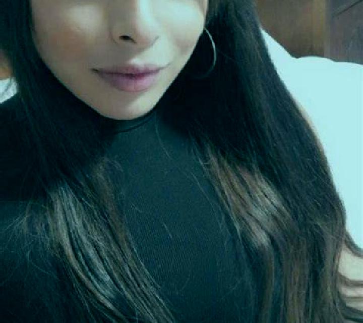 Daniela, 26, acompañante rubia platino de ojos verdes y etnia india basada en Shendi. Ofrece Francés natural, GFE (Experiencia de novia), Cita de cena, Juego...