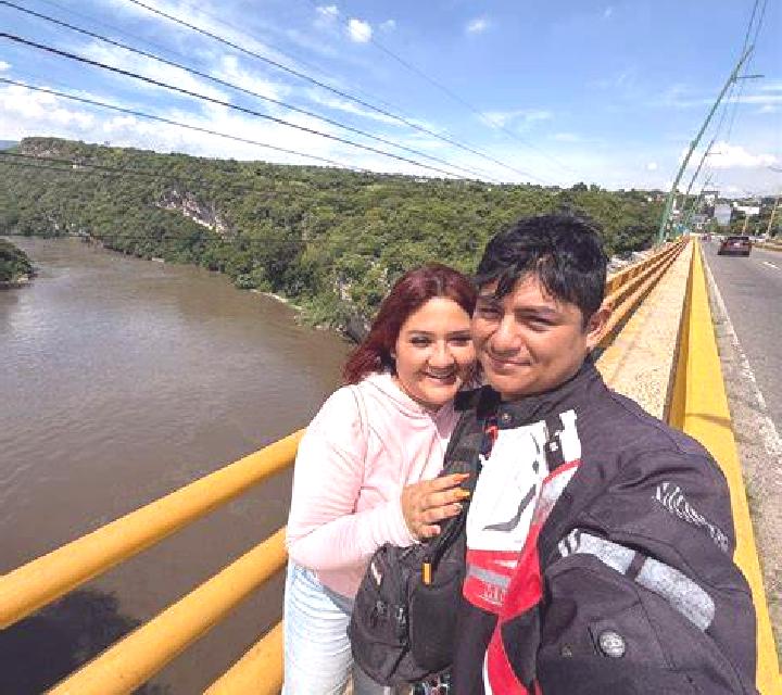 Daniela, 37, acompañante rubia platino de ojos grises y etnia negra basada en Gharavuti. Ofrece Experiencia de novia, Dominación, Masaje erótico. Disponible ...