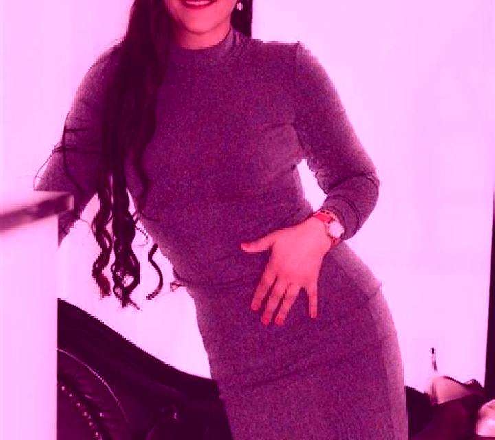 Diana, 28, acompañante castaña de ojos oscuros y etnia europea basada en Moyen. Ofrece Masaje erótico, Dominación, Experiencia de novia, Griego (anal). Dispo...