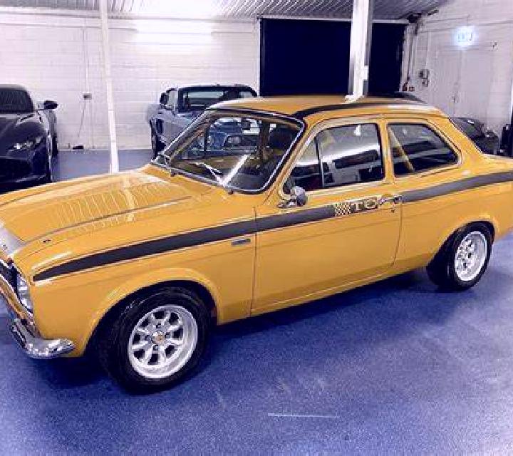 escort Banana