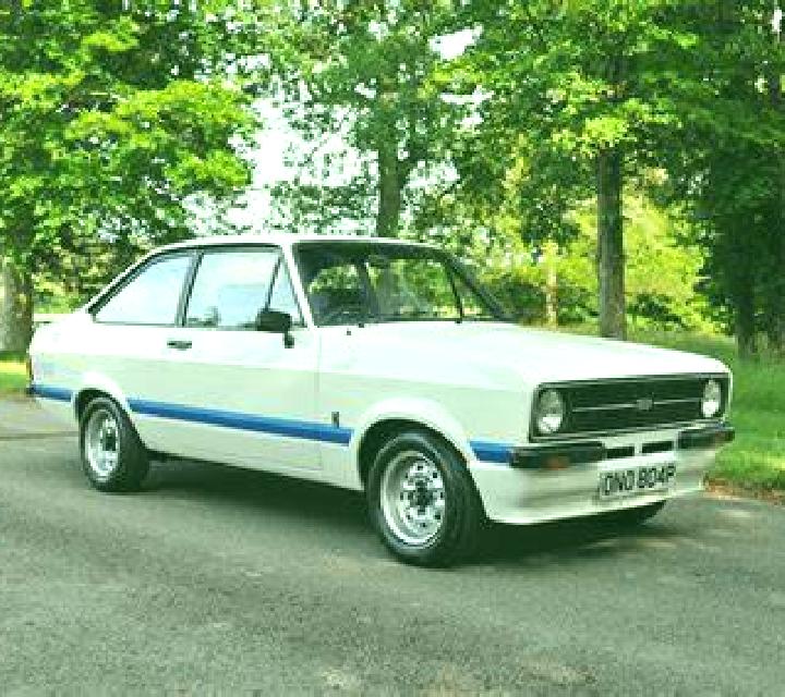 escort Darras Hall