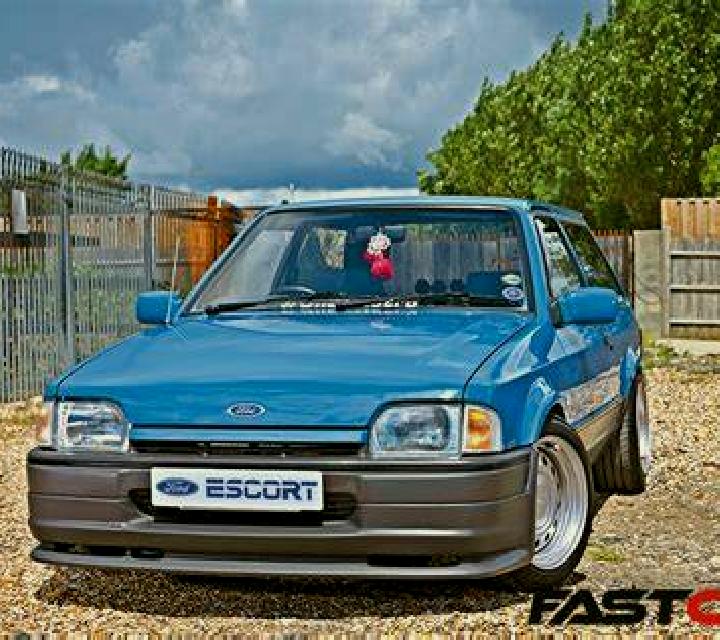 escort Gubkinskiy