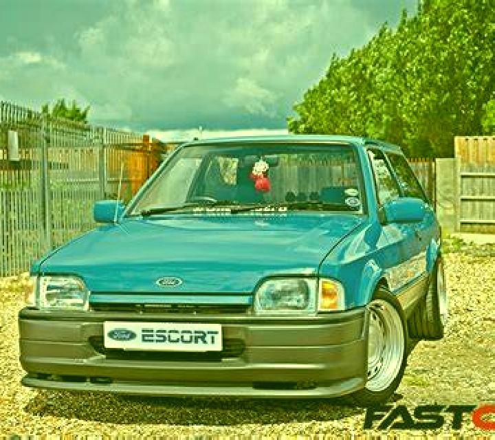 escort Laag-Soeren