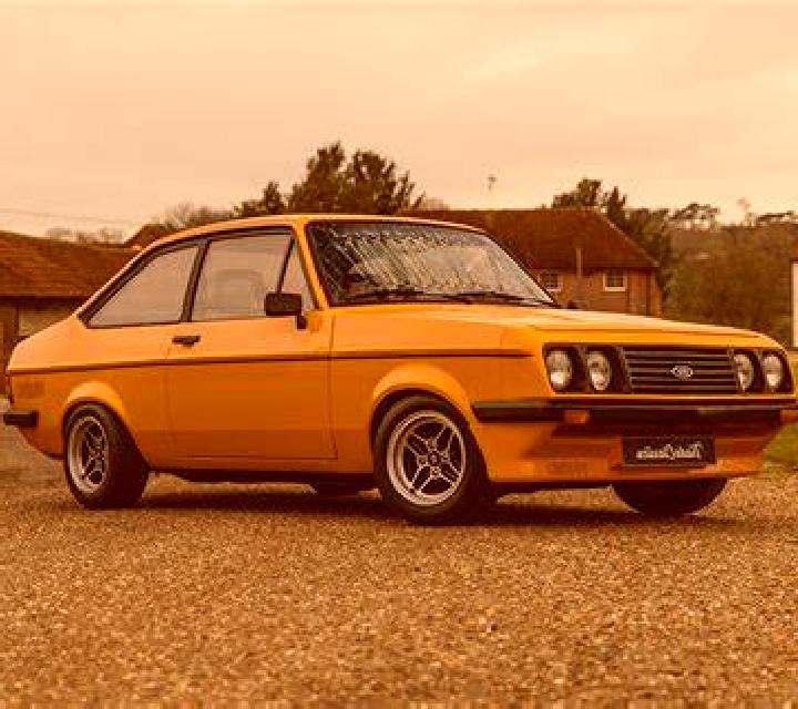 escort Lisov