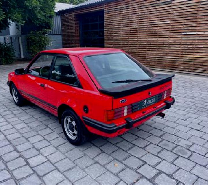 escort Longny-au-Perche