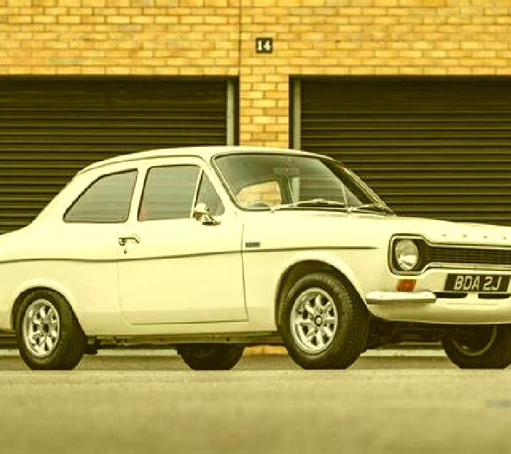 escort Plouneour-Trez