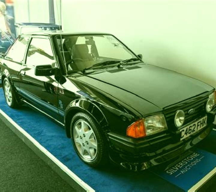 escort Tlokweng