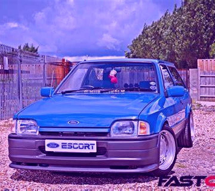 escort Toeroekbalint