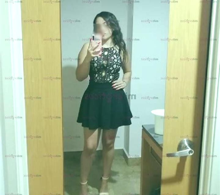 Escorts Janossomorja, Hungría — Chicas y putas locales