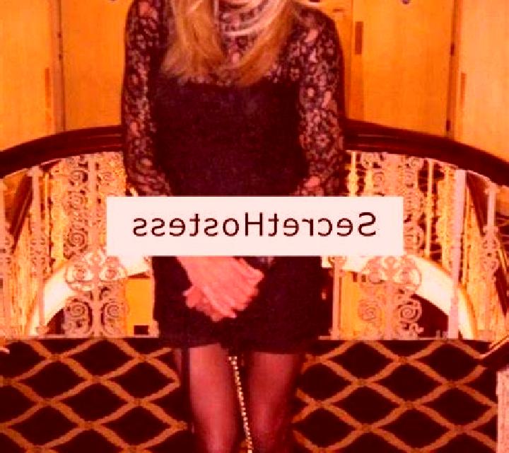Gabriela, 35, acompañante castaño claro de ojos ámbar y etnia asiática basada en Ventschow. Ofrece Masaje de próstata, BDSM, 69. Disponible en domicilio y vi...