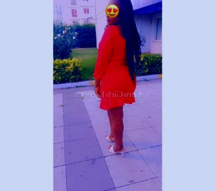 Gabriela, 35 — Escort en Killaloe, Irlanda