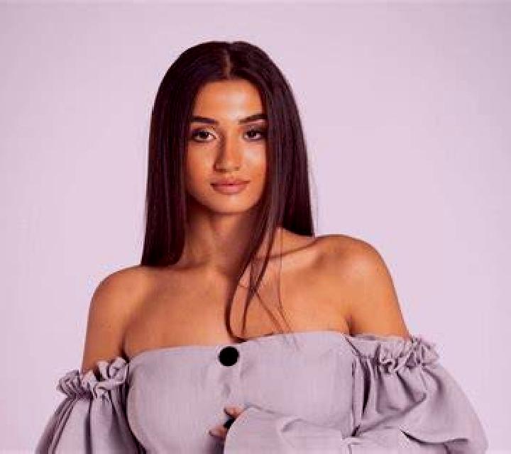 Irene, 33, acompañante castaño claro de ojos grises y etnia mediterránea basada en Riverdale Park. Ofrece Fetiche, Beso francés profundo, Chica de fiesta, GF...