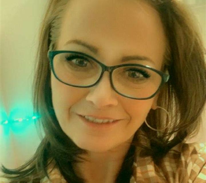 Jade, 33, acompañante rubia de ojos verdes y etnia caucásica basada en Yarim. Ofrece Hasta el final (CIM), Chica de fiesta, Noche completa. Disponible en dom...