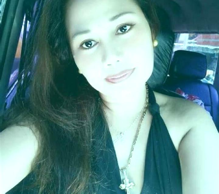 Julia, 22, acompañante negra de ojos verdes y etnia eslava basada en Placid Hills. Ofrece Parejas, Tantra, Masaje de próstata, Tríos / dúos. Disponible en do...
