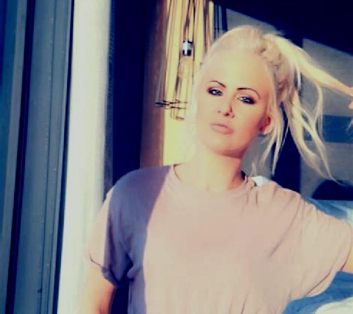 Laia, 32 — Escort en Pallasgreen, Irlanda