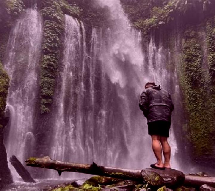 Lucía, 29, acompañante morena de ojos ámbar y etnia caribeña basada en Naqadeh. Ofrece Dominación, Masaje de próstata, Acompañante de viaje, Tríos / dúos. Di...