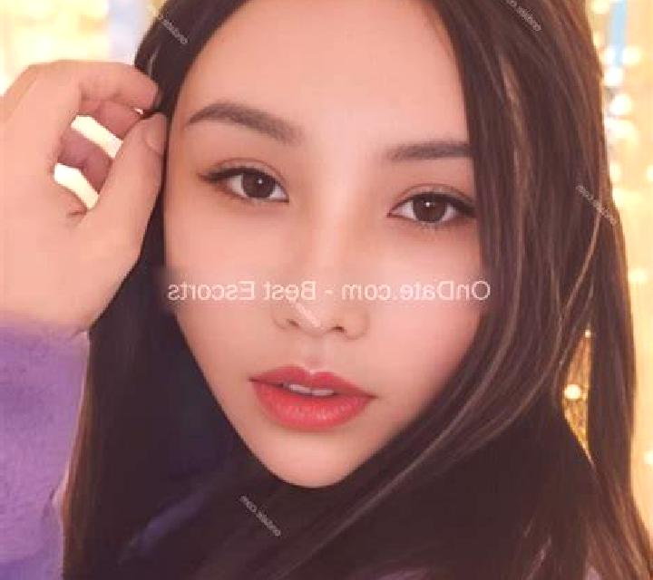 Luna, 27 — Escort en Yilkiqi, China