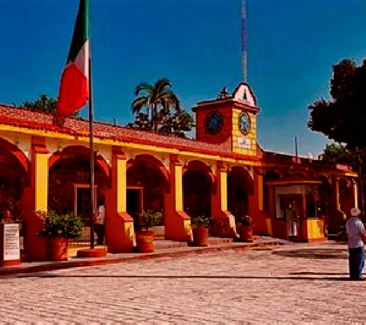 Manuela, 23, acompañante negra de ojos marrones y etnia negra basada en Banza Damba. Ofrece Juego de roles, Hasta el final (CIM), Tríos / dúos, Experiencia d...