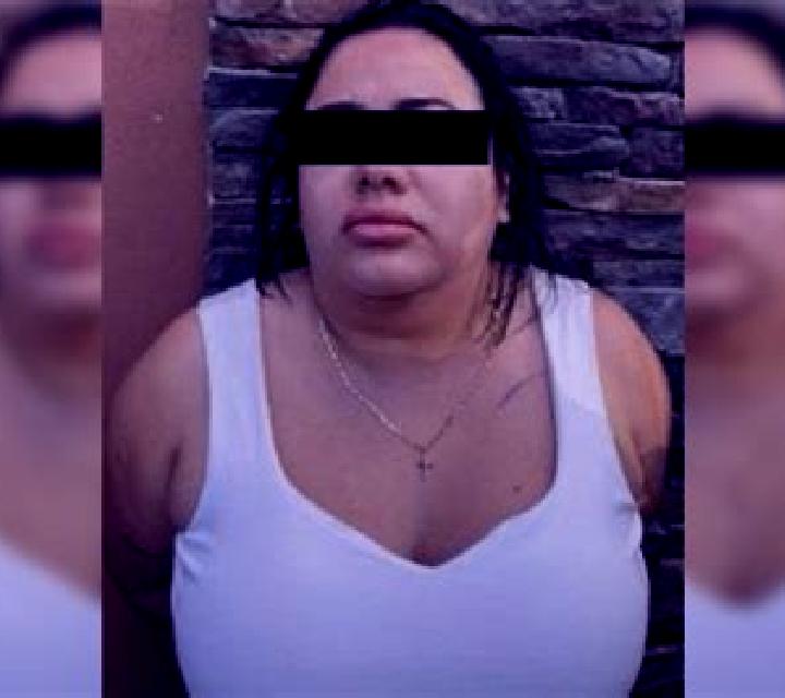 Manuela, 27, acompañante castaño claro de ojos marrones y etnia mezcla basada en Ebebiyin. Ofrece Beso francés profundo, Tantra, Experiencia de novia, Masaje...