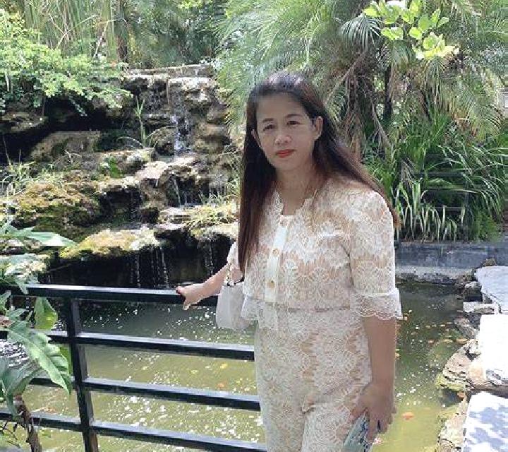 María, 30, acompañante pelirroja de ojos verdes y etnia mediterránea basada en Kangaatsiaq. Ofrece Masaje de próstata, Beso francés profundo, Fetiche, Stript...