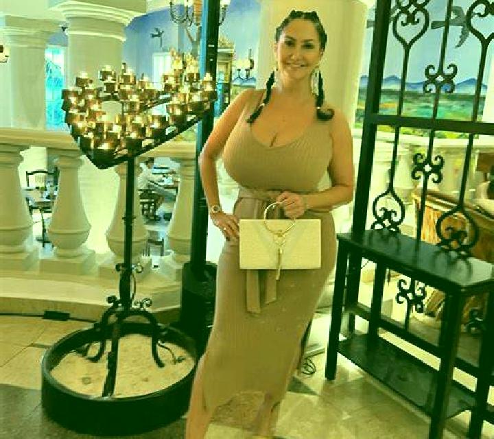 Martina, 23 — Escort en Strpce, Kosovo