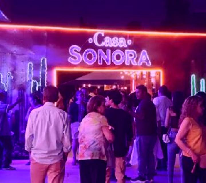 Natalia, 30, acompañante castaño claro de ojos verdes y etnia caucásica basada en Lanyi. Ofrece Masaje de próstata, Cita de cena, Acompañante de viaje, Exper...
