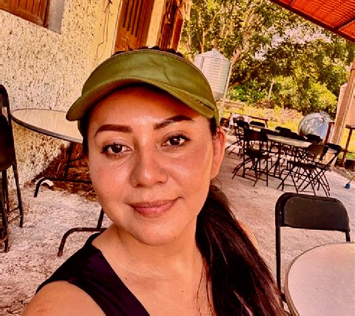 Ángela, 28, acompañante pelirroja de ojos avellana y etnia india basada en Wattleglen. Ofrece Masaje erótico, Juego de roles, Fetiche. Disponible en domicili...
