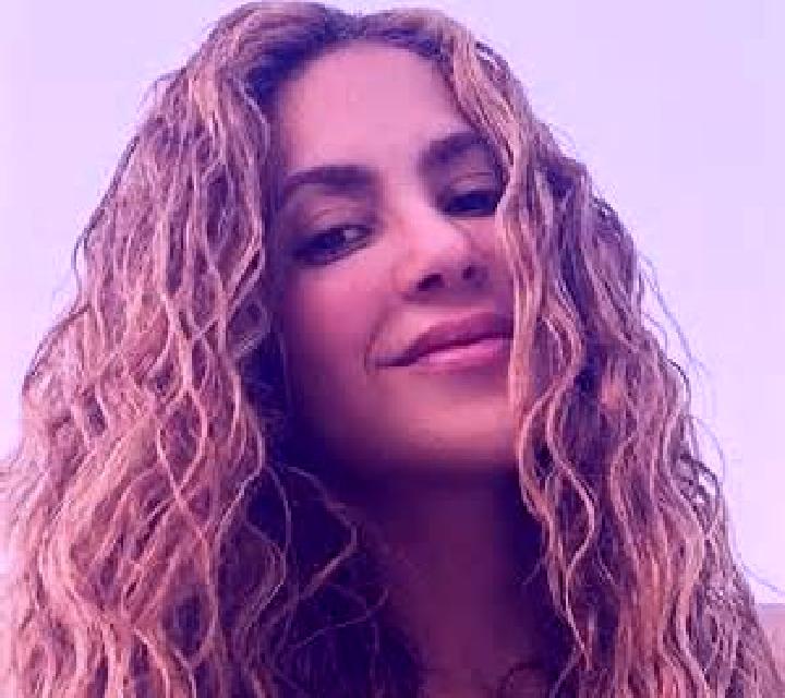 Ángela, 38 — Escort en Biville-la-Baignarde, Francia