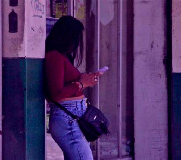 Noa, 27, acompañante castaña de ojos grises y etnia mediterránea basada en Bab Ezzouar. Ofrece GFE (Experiencia de novia), Noche completa, Francés natural, G...
