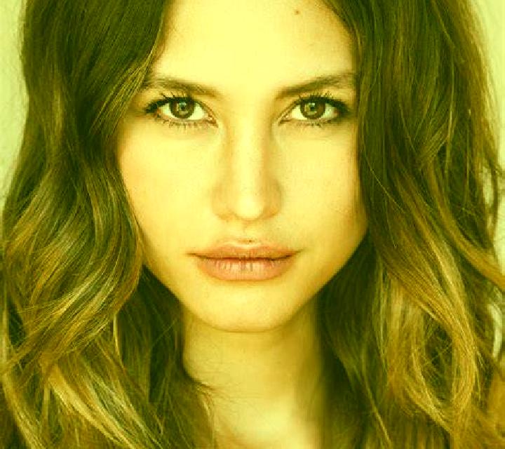 Noa, 38, acompañante rubia de ojos avellana y etnia mediterránea basada en Opoul-Perillos. Ofrece BDSM, Masaje, Masaje erótico. Disponible en domicilio y vis...