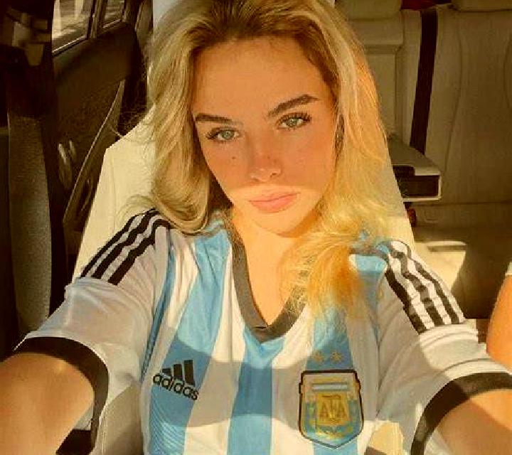 Noa, 38, acompañante rubia platino de ojos avellana y etnia asiática basada en Dyakobou. Ofrece Masaje de próstata, Chica de fiesta, BDSM. Disponible en domi...