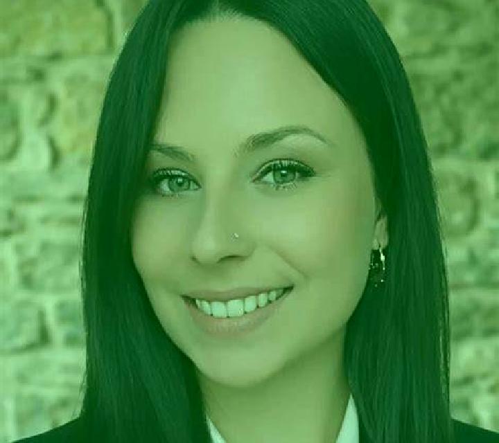 Noelia, 36, acompañante castaña de ojos ámbar y etnia latina basada en Thanh Ha. Ofrece Francés natural, Juego de roles, Tantra, Fetiche. Disponible en domic...