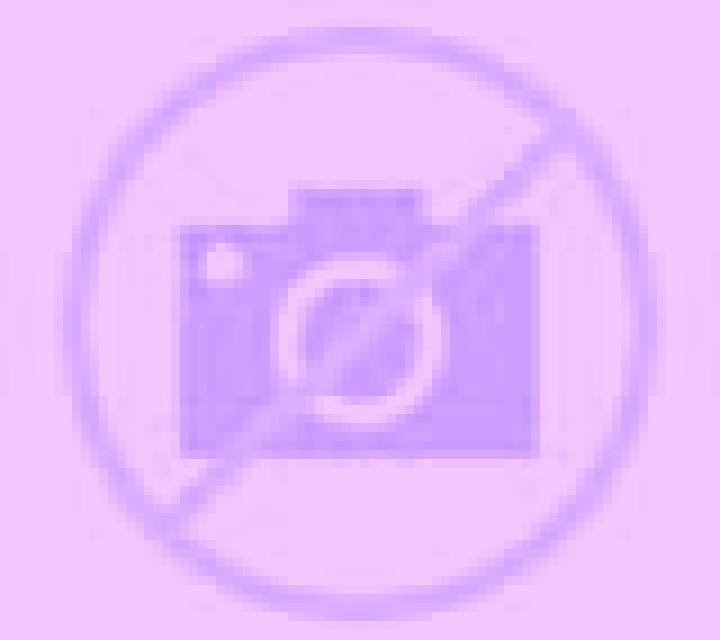 Nora, 28, acompañante rubia platino de ojos grises y etnia europea basada en MbosNdiamb. Ofrece Masaje, Parejas, Dominación. Disponible en domicilio y visita...