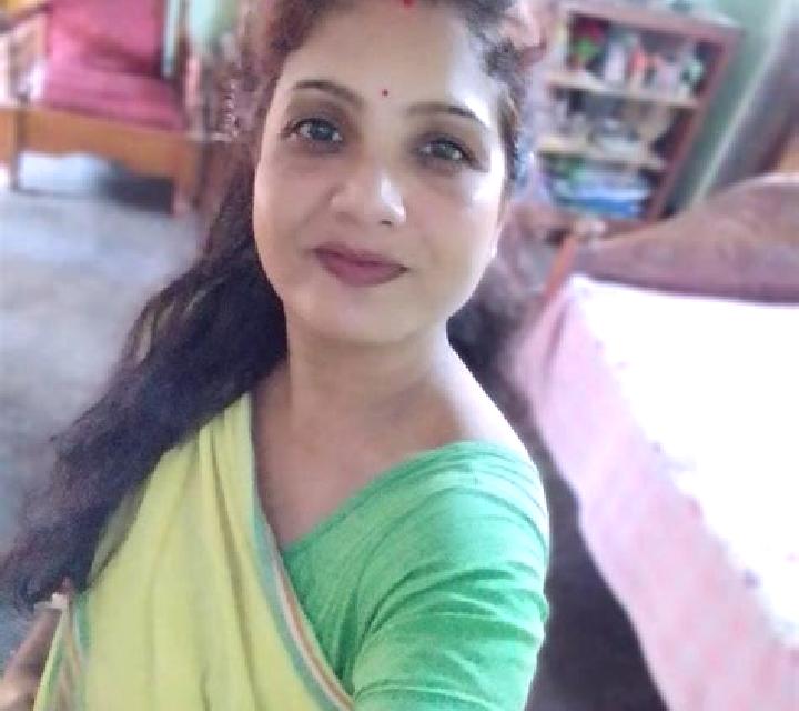 Nora, 31, acompañante negra de ojos grises y etnia latina basada en Sounoukana. Ofrece Cita de cena, Juego de roles, Griego (anal), 69, Masaje de próstata. D...