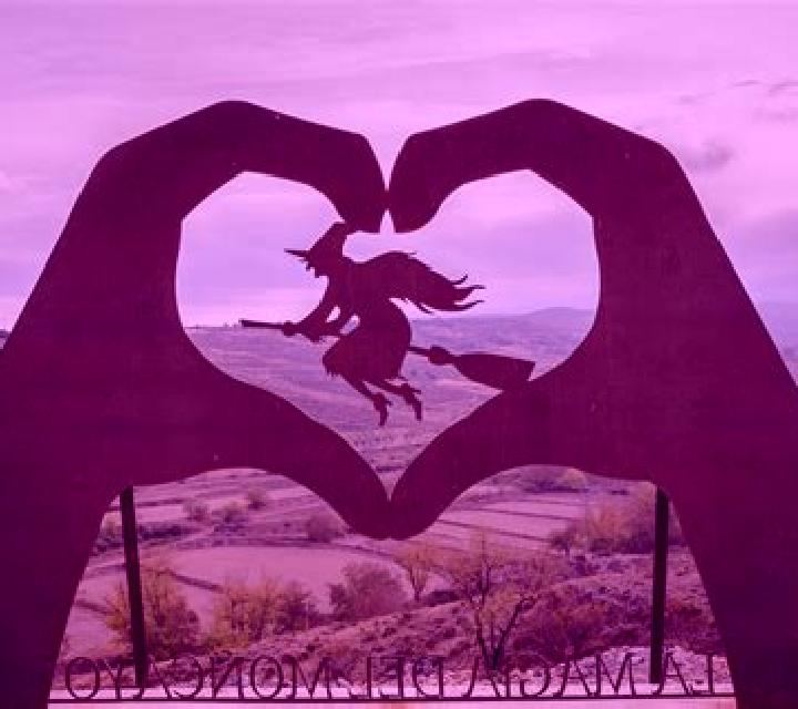 Nora, 39 — Escort en Sedrata, Argelia